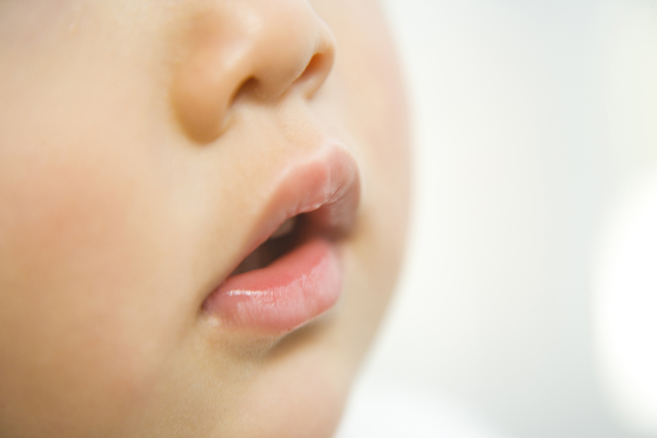 東京都の子どもの歯並び（小児矯正）専門医院、キッズデンタルの子供のお口に関する癖対策